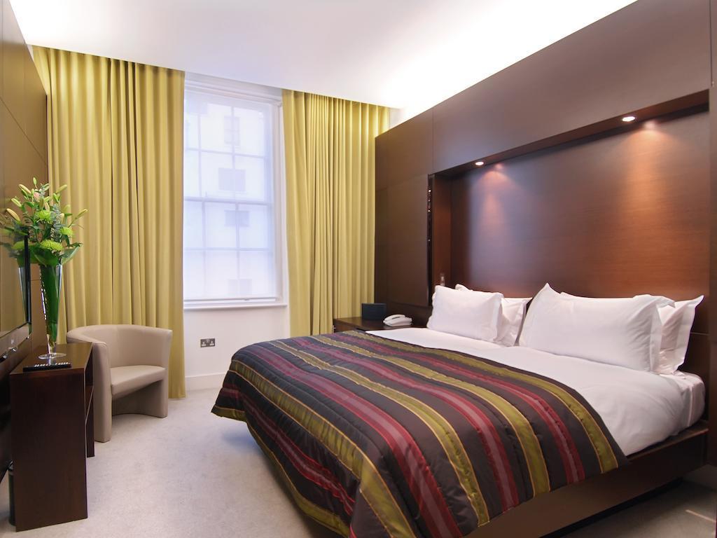 Hotel Inhabit, Queen's Gardens