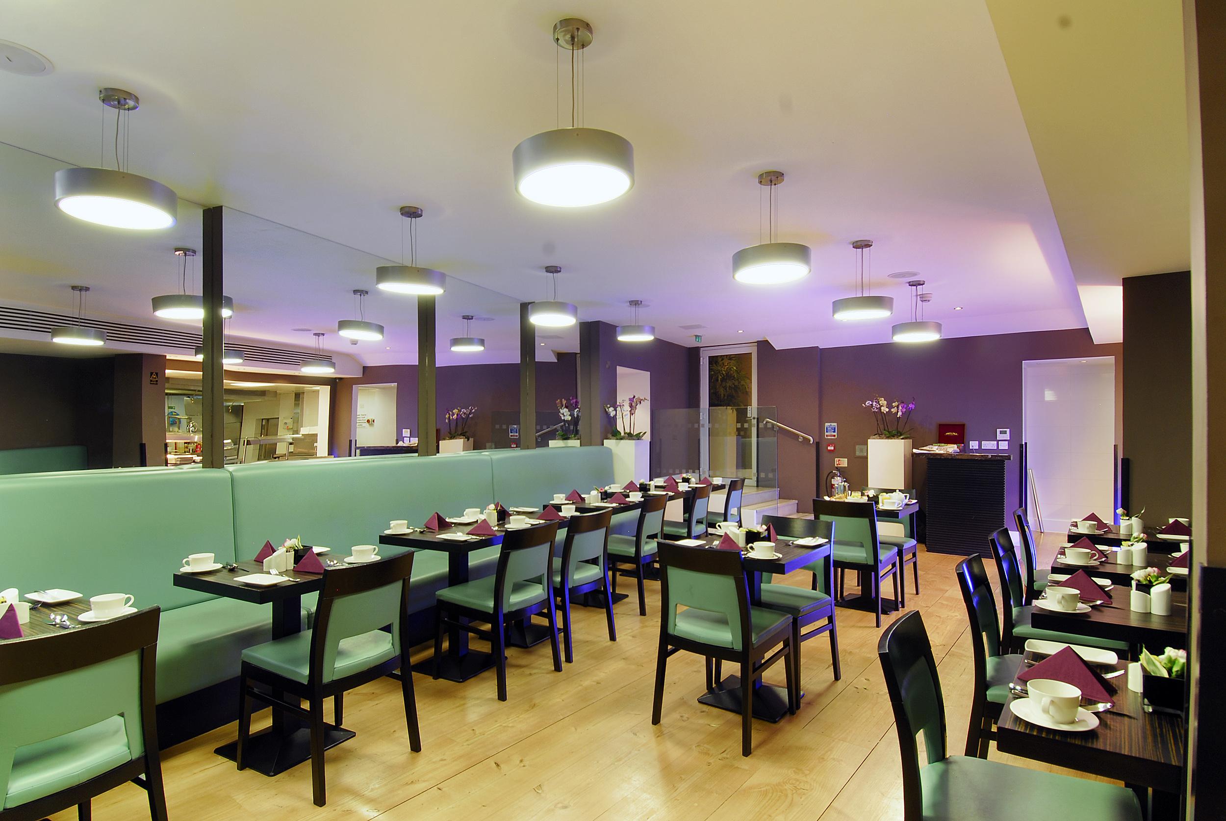 Inhabit, Queen's Gardens Hotel Londen