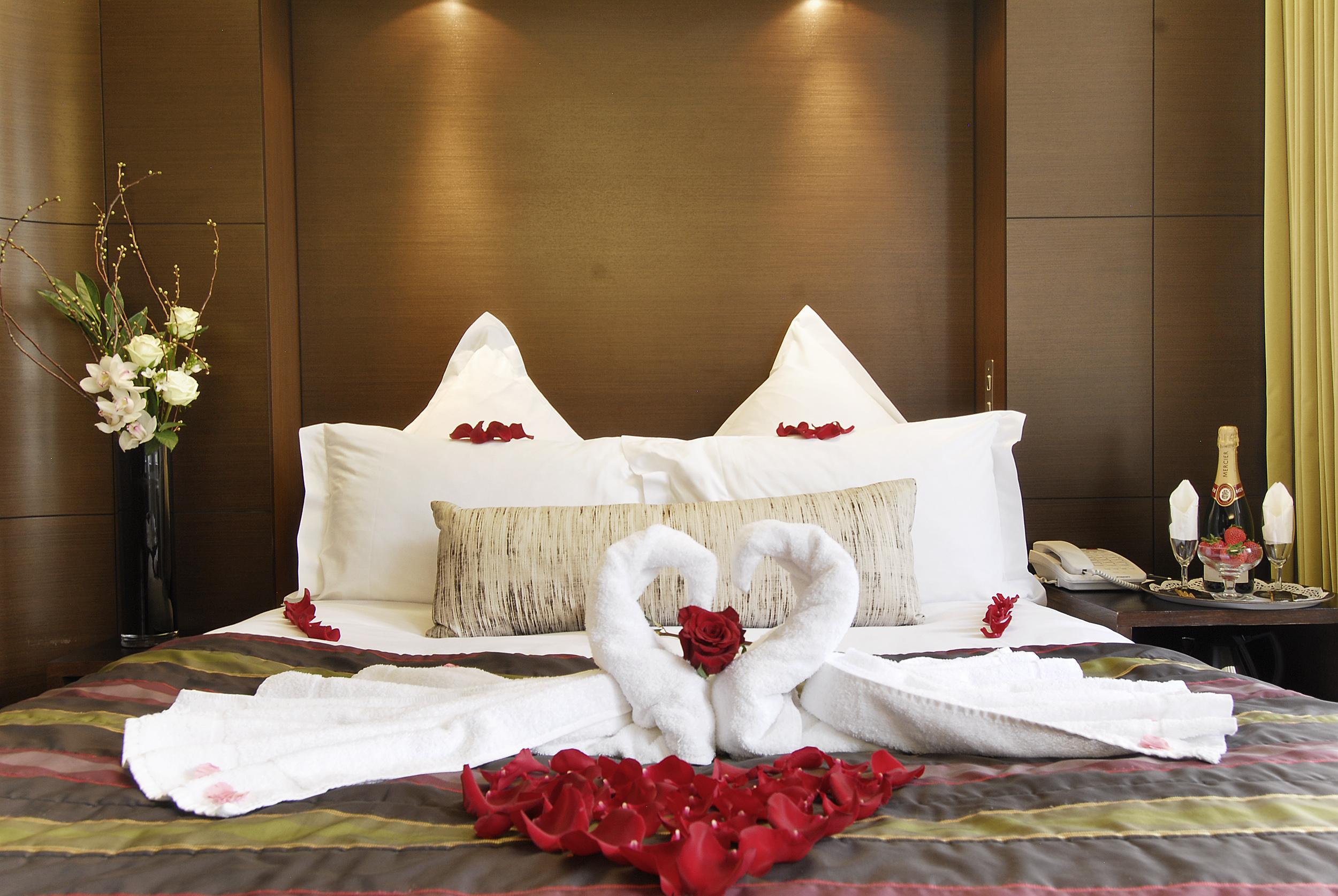 Inhabit, Queen's Gardens Hotel 5*