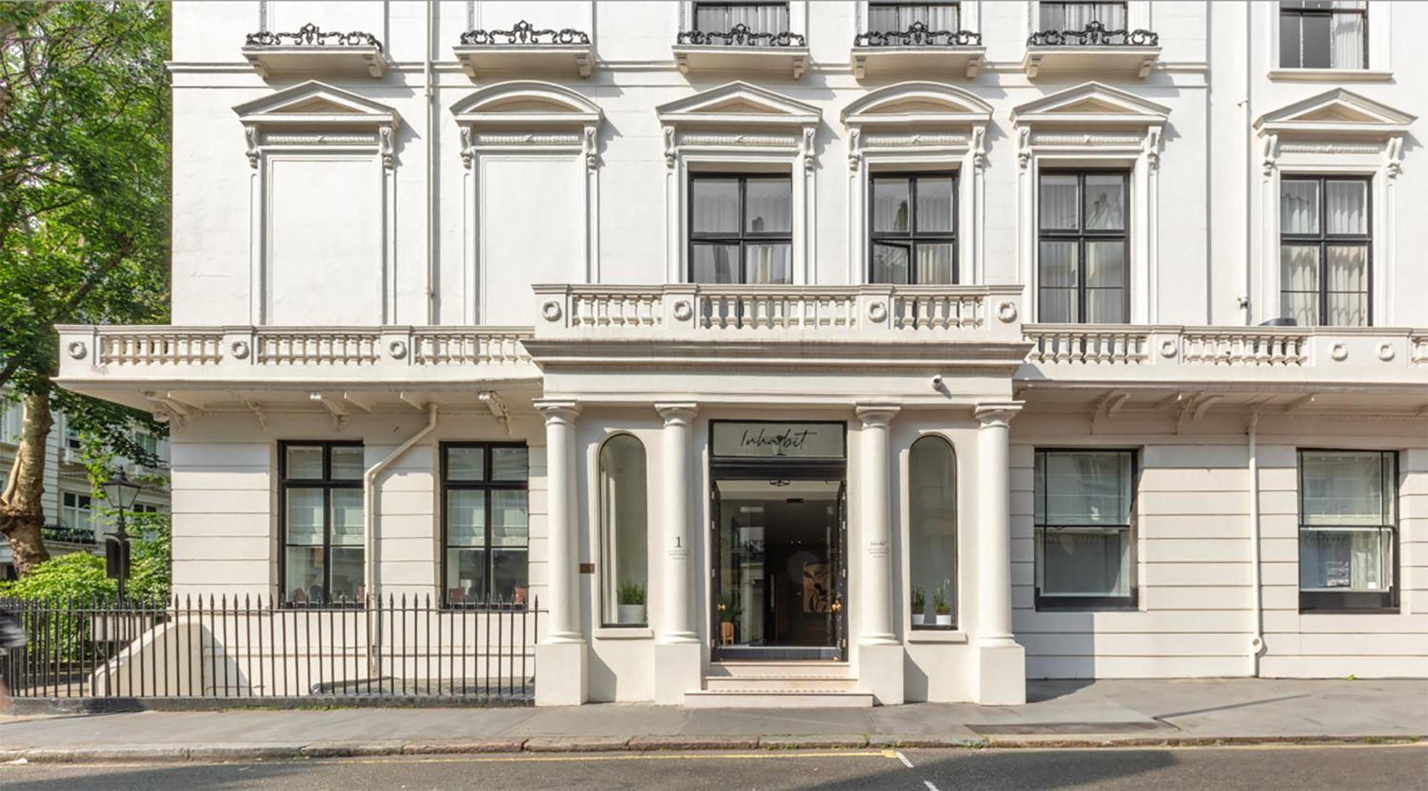 Hotel Inhabit, Queen's Gardens 5*